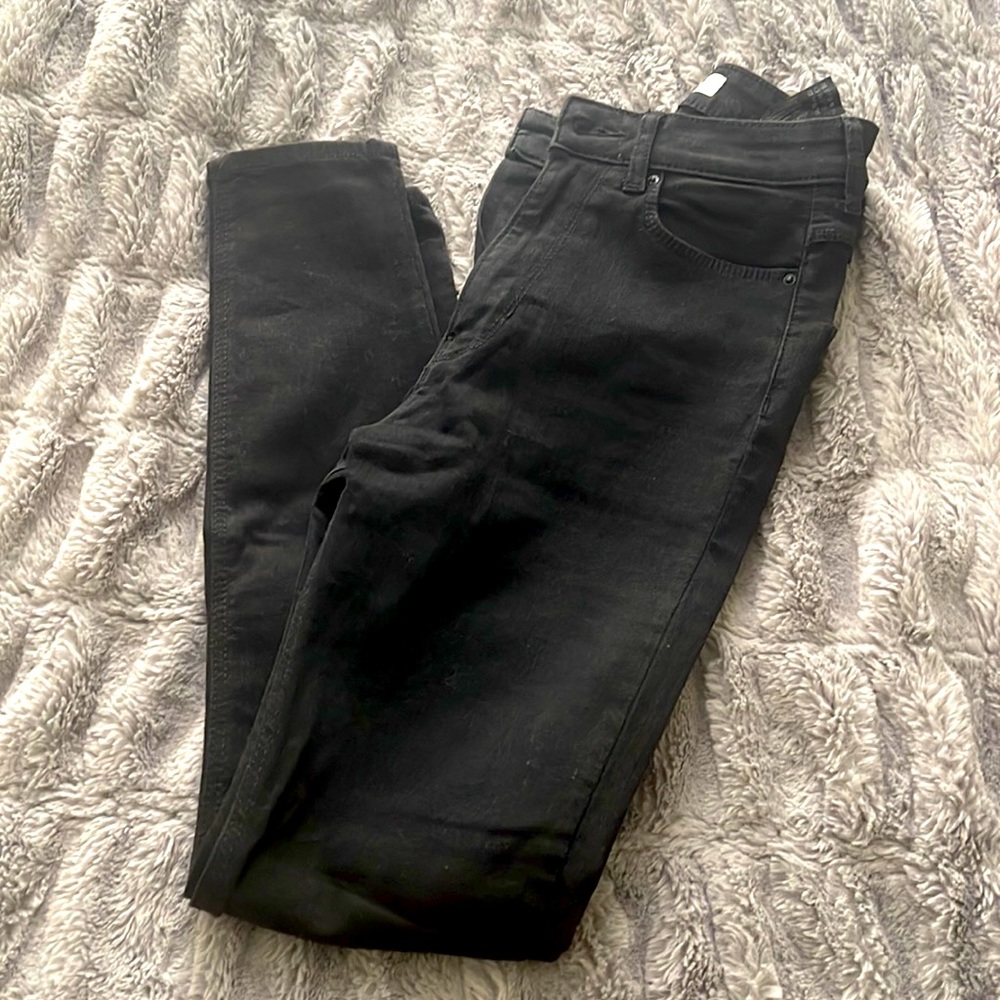 Black high waisted pants